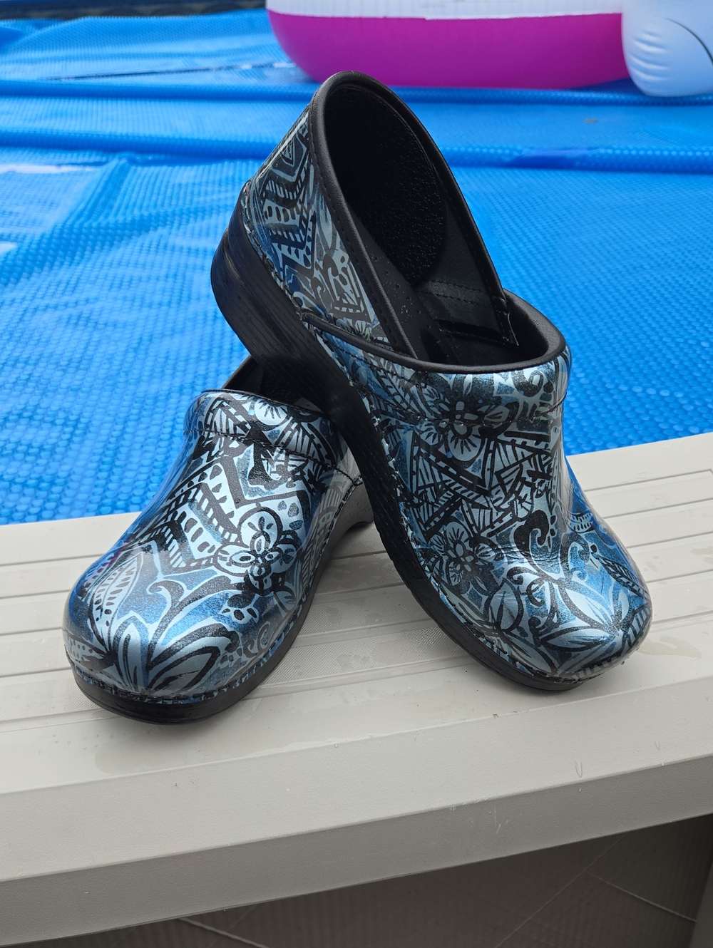 Dansko Womens Clog in Abstract Blue Floral